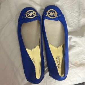Like new Michael Kors flats